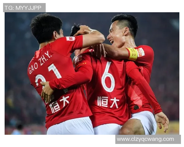 大连一方与广州恒大精彩对决回顾赛场瞬间与精彩进球集锦 大连一方与广州恒大精彩对决回顾赛场瞬间与精彩进球集锦