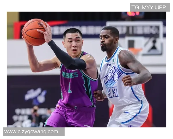 上海99-71大胜宁波 球员点评:6人优异,5人及格 上海99-71大胜宁波 球员点评:6人优异,5人及格